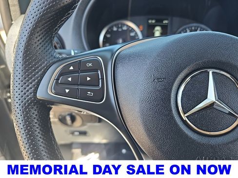 Used 2023 Mercedes-Benz Metris Passenger image 19