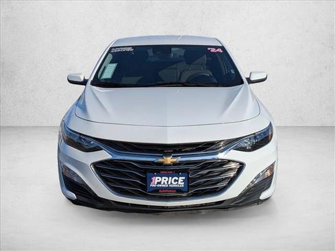Used 2024 Chevrolet Malibu LT FWD image 2