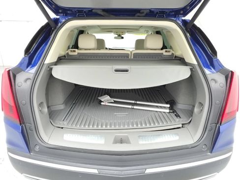 Used 2025 Cadillac XT5 Premium Luxury w/ LPO, Floor Liner Package AWD/4WD image 55