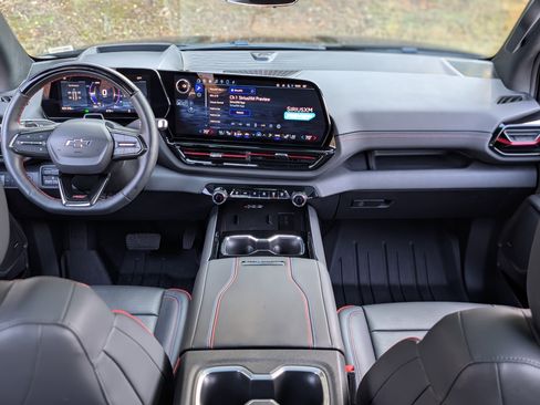 Used 2024 Chevrolet Silverado EV RST image 23