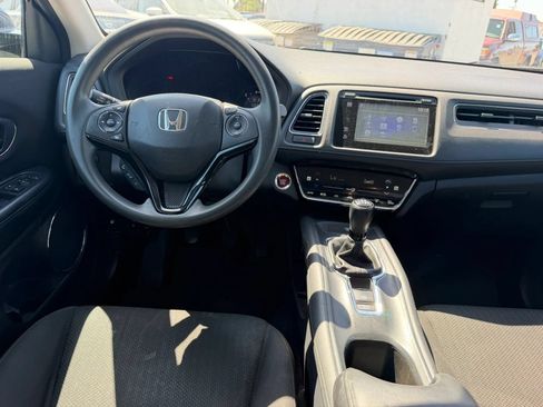 Used 2016 Honda HR-V EX image 17