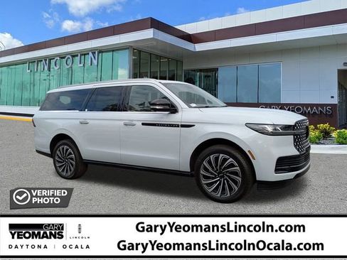 New 2025 Lincoln Navigator L Black Label image 1