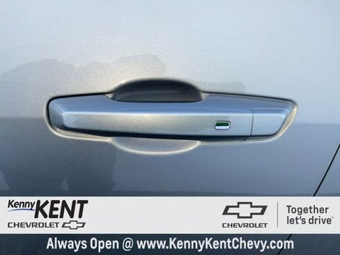 Used 2025 Chevrolet Equinox LT image 20