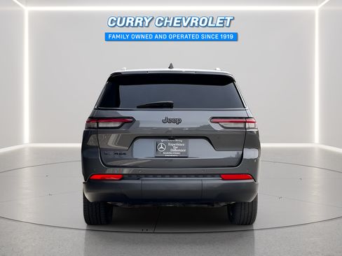 Used 2022 Jeep Grand Cherokee L Laredo AWD/4WD image 6