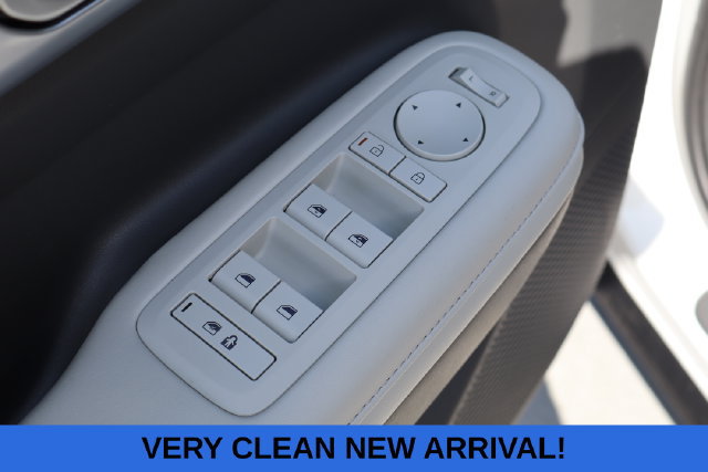 Used 2026 Hyundai Santa Fe SEL FWD image 17