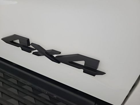 Used 2022 RAM 2500 Big Horn w/ Night Edition AWD/4WD image 8