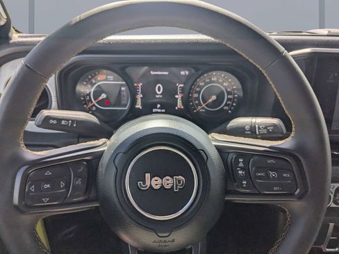 Used 2024 Jeep Wrangler Unlimited Sport AWD/4WD image 34