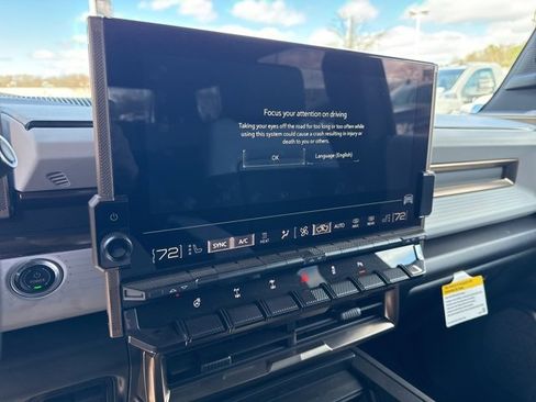 New 2024 GMC Hummer EV 2X w/ Extreme Off-Road Package image 24