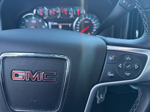 Used 2018 GMC Sierra 1500 SLE w/ SLE Value Package image 19