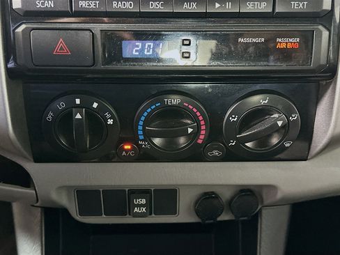 Used 2012 Toyota Tacoma 4x4 Double Cab w/ TRD Sport Pkg image 22