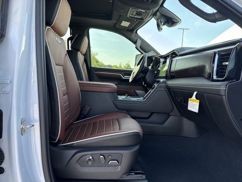 New 2026 GMC Sierra 2500 Denali Ultimate AWD/4WD image 29