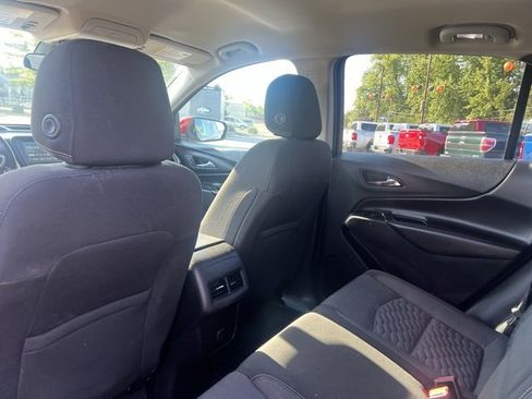 Used 2018 Chevrolet Equinox LT image 33