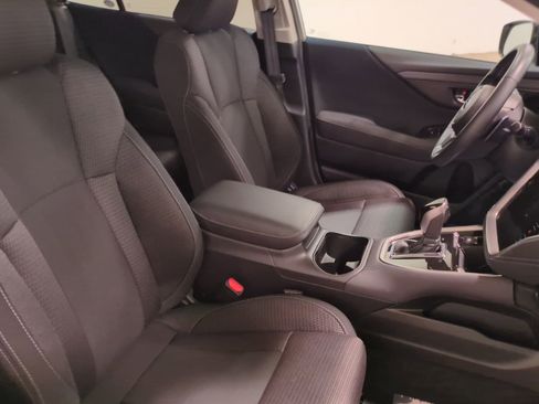 Certified 2025 Subaru Outback Premium w/ Popular Package #1A image 12