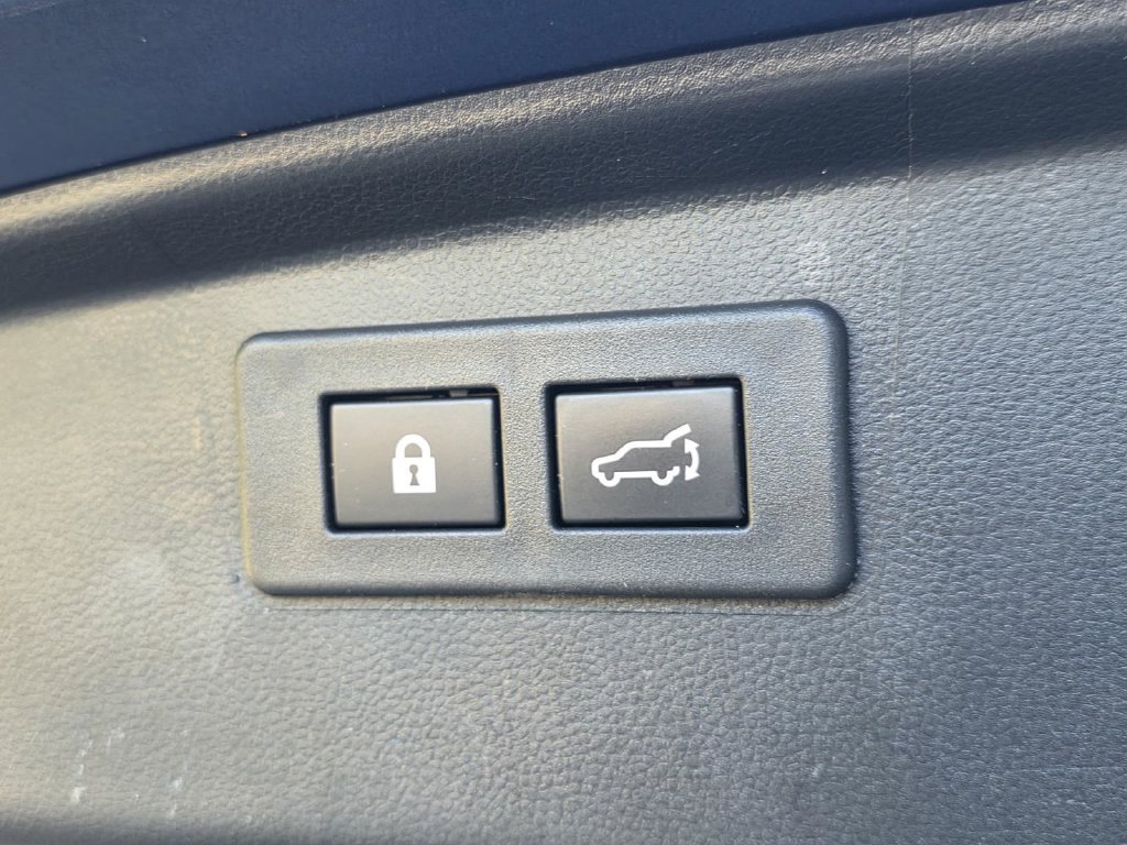 Used 2022 Subaru Outback Touring AWD/4WD image 13