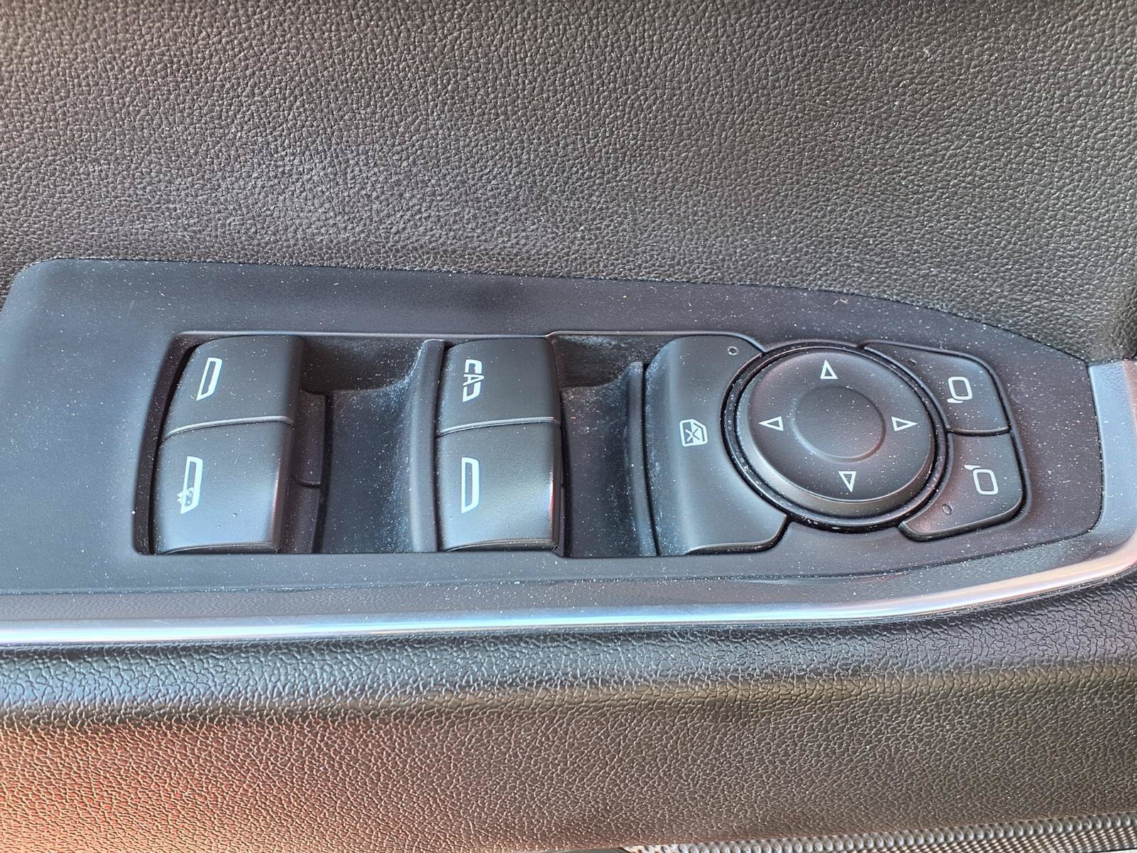 Used 2024 Chevrolet Silverado 1500 RST w/ Convenience Package II AWD/4WD image 10