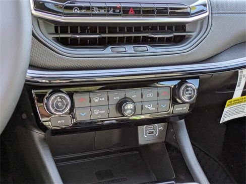 New 2026 Jeep Compass Latitude w/ Quick Order Package 29K image 22