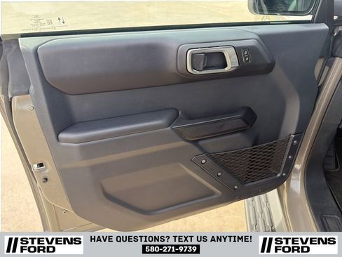 Used 2025 Ford Bronco Outer Banks image 17