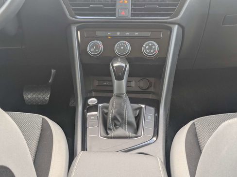 Used 2023 Volkswagen Taos S FWD image 21
