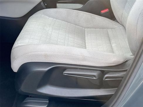 Certified 2023 Honda HR-V LX image 21