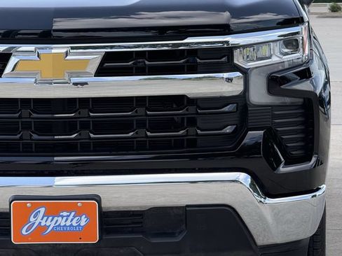Certified 2026 Chevrolet Silverado 1500 LT RWD image 10