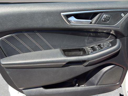 Used 2019 Ford Edge ST w/ Equipment Group 401A AWD/4WD image 10