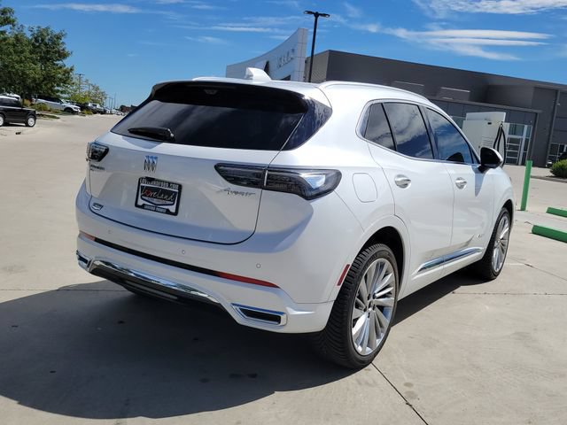 Used 2025 Buick Envision Avenir AWD/4WD image 3