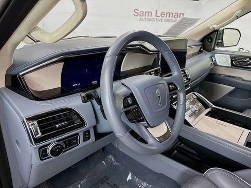 Used 2020 Lincoln Navigator L Black Label w/ Cargo Convenience Package image 9