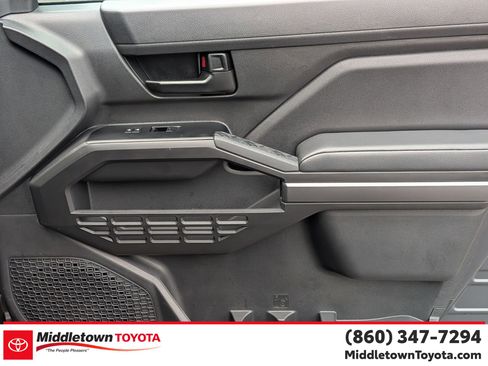 Certified 2025 Toyota Tacoma SR5 image 34