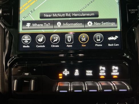 Used 2020 RAM 1500 Longhorn image 18