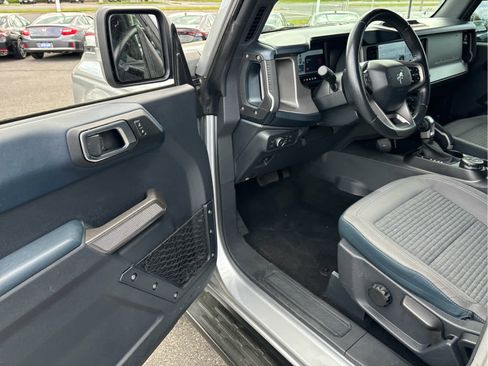 Used 2021 Ford Bronco Outer Banks w/ Sasquatch Package AWD/4WD image 9