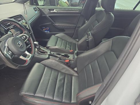 Used 2021 Volkswagen GTI SE FWD image 4
