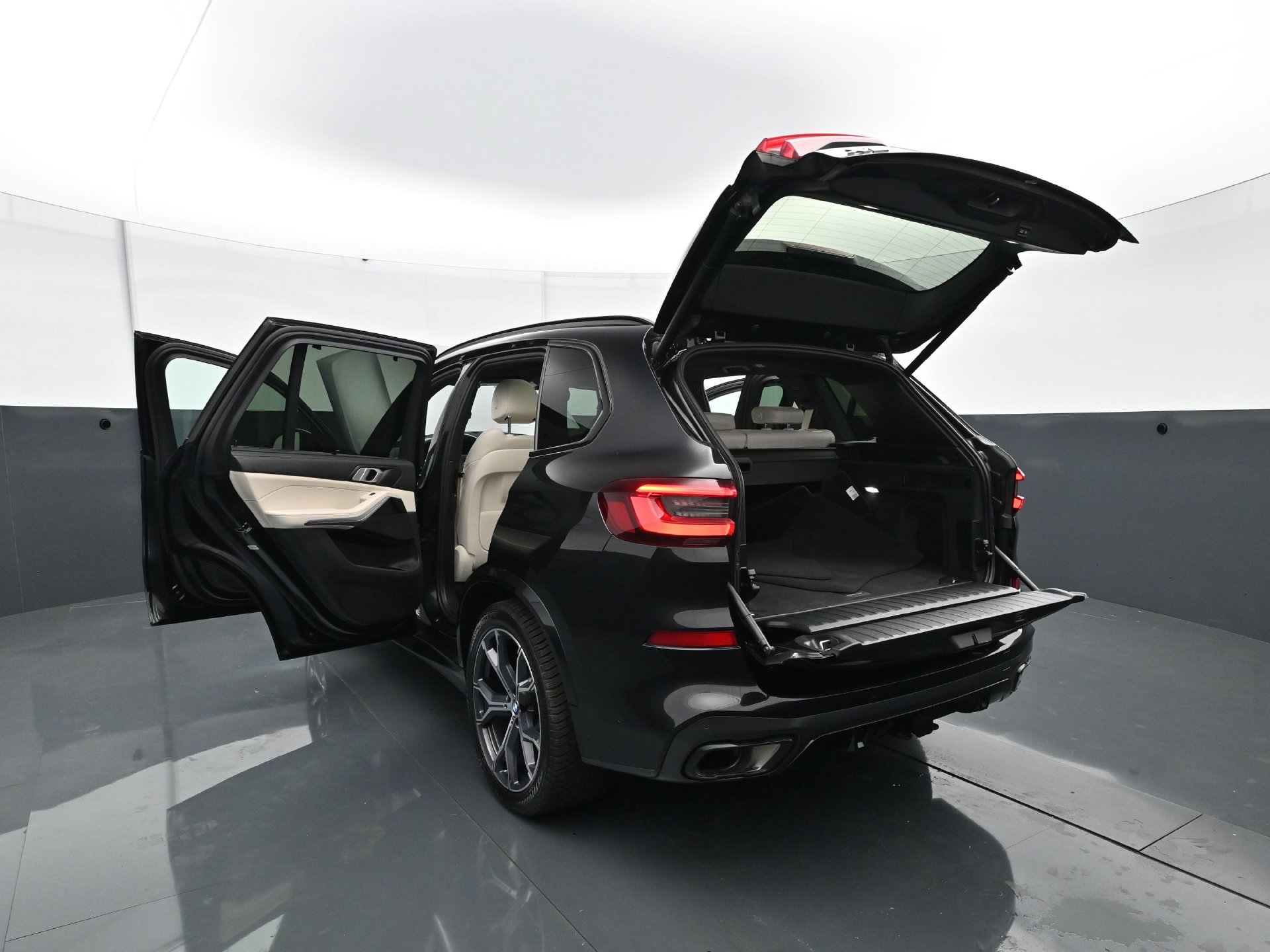 Used 2022 BMW X5 xDrive40i AWD/4WD image 34