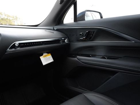 New 2026 Cadillac Lyriq Sport w/ LPO, Floor Liner Package image 40