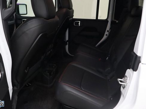 Used 2025 Jeep Gladiator Rubicon image 24