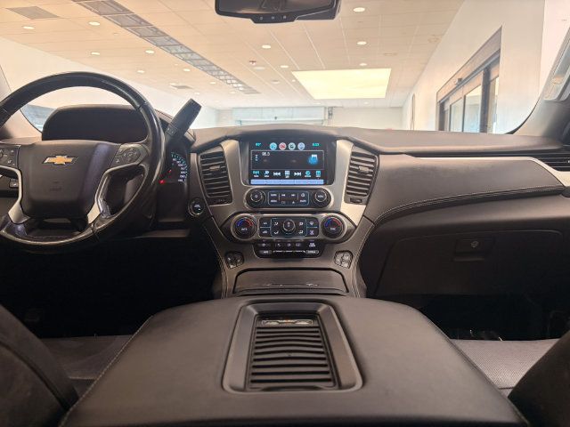 Used 2018 Chevrolet Tahoe Premier AWD/4WD image 17