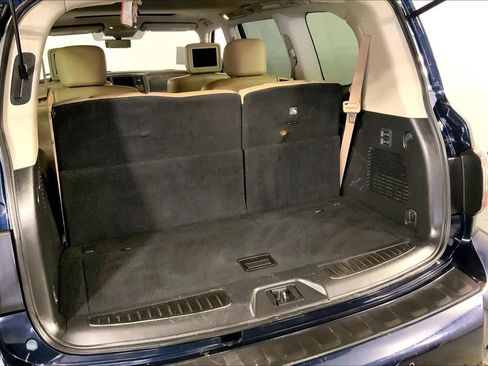 Used 2019 Nissan Armada Platinum w/ Captain's Chairs Package AWD/4WD image 4