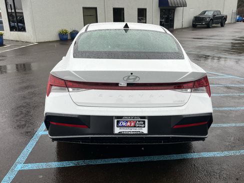 New 2026 Hyundai Elantra Limited image 4