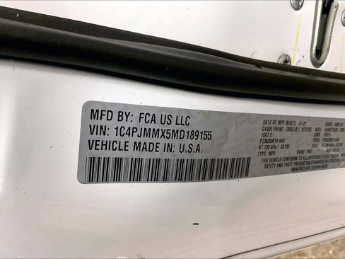 Used 2021 Jeep Cherokee Latitude Lux 80th Anniv w/ Quick Order Package 26U 80TH image 32