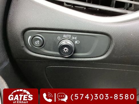 Used 2024 Chevrolet Malibu LT image 23