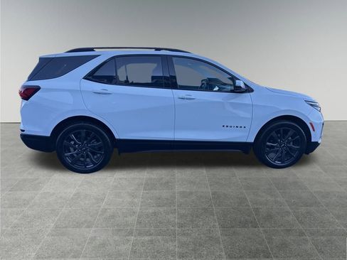 Used 2024 Chevrolet Equinox RS w/ RS Leather Package image 7