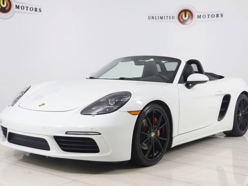Used 2017 Porsche 718 Boxster S RWD image 5