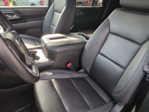 Used 2024 Chevrolet Tahoe LT RWD image 16