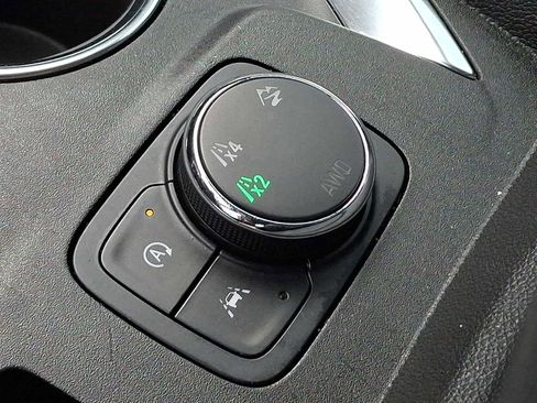 Used 2023 Chevrolet Traverse RS image 24