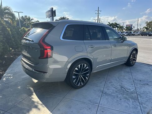 New 2026 Volvo XC90 B5 Ultra w/ Protection Package image 4