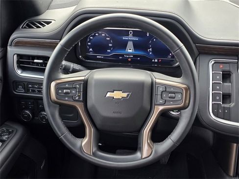 Used 2023 Chevrolet Tahoe High Country image 8