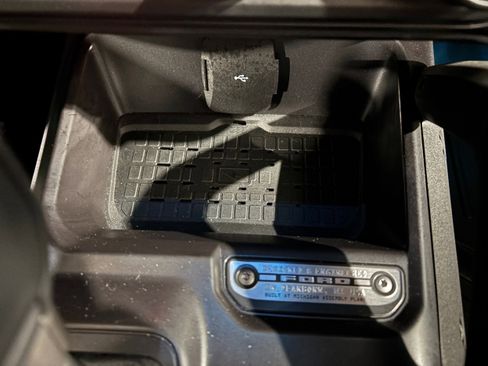 Used 2024 Ford Bronco Outer Banks image 13