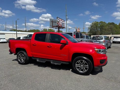 Used 2019 Chevrolet Colorado W/T w/ Custom Special Edition image 4