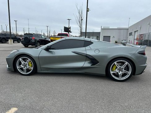 Used 2022 Chevrolet Corvette Stingray Preferred Cpe w/ Z51 Performance Package image 2