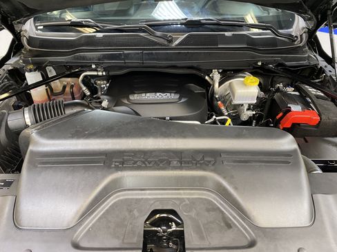 Used 2024 RAM 2500 Big Horn w/ Bed Utility Group image 10