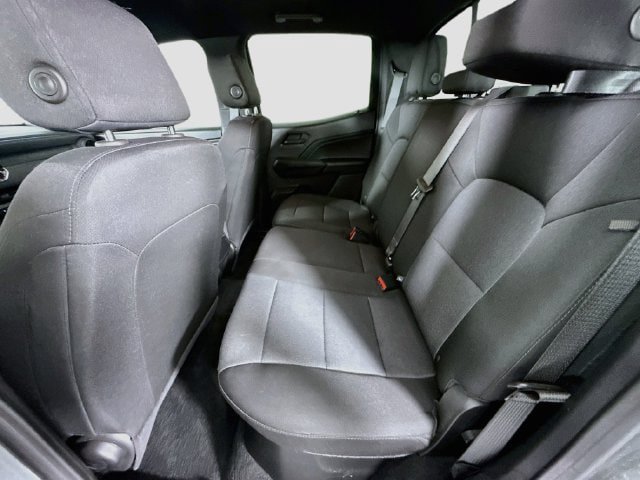 Used 2025 Chevrolet Colorado Trail Boss AWD/4WD image 23